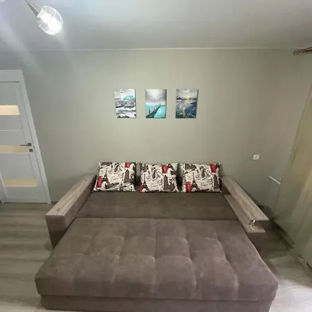 Lovely Brand New With 2 And Balcony Apartament *