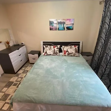 Lovely Brand New With 2 And Balcony Apartament *